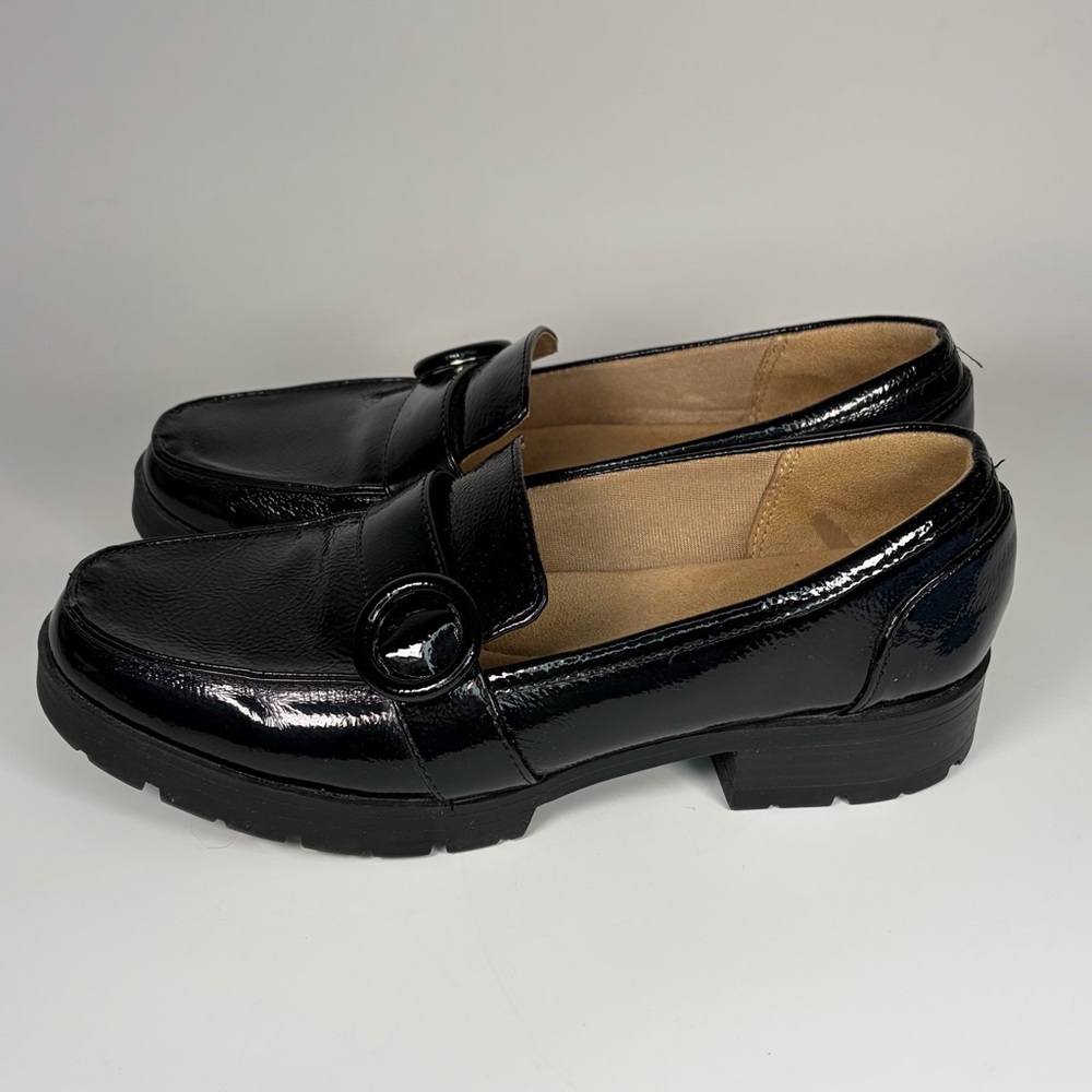 LifeStride Lolly Slip-On Loafer Chunky Lug Crinkle Faux Patent Leather W 9.5